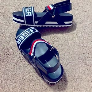 Tommy Hilfiger Sandals - 8M